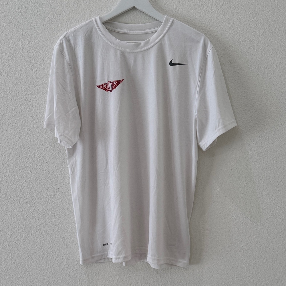 THE OLYMPIC CLUB | Nike White and Red Men's Short Sleeve Tee Large